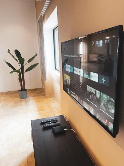 Spacious, Bright, Valley & Sea View Maisonette Xagħra Exteriör bild
