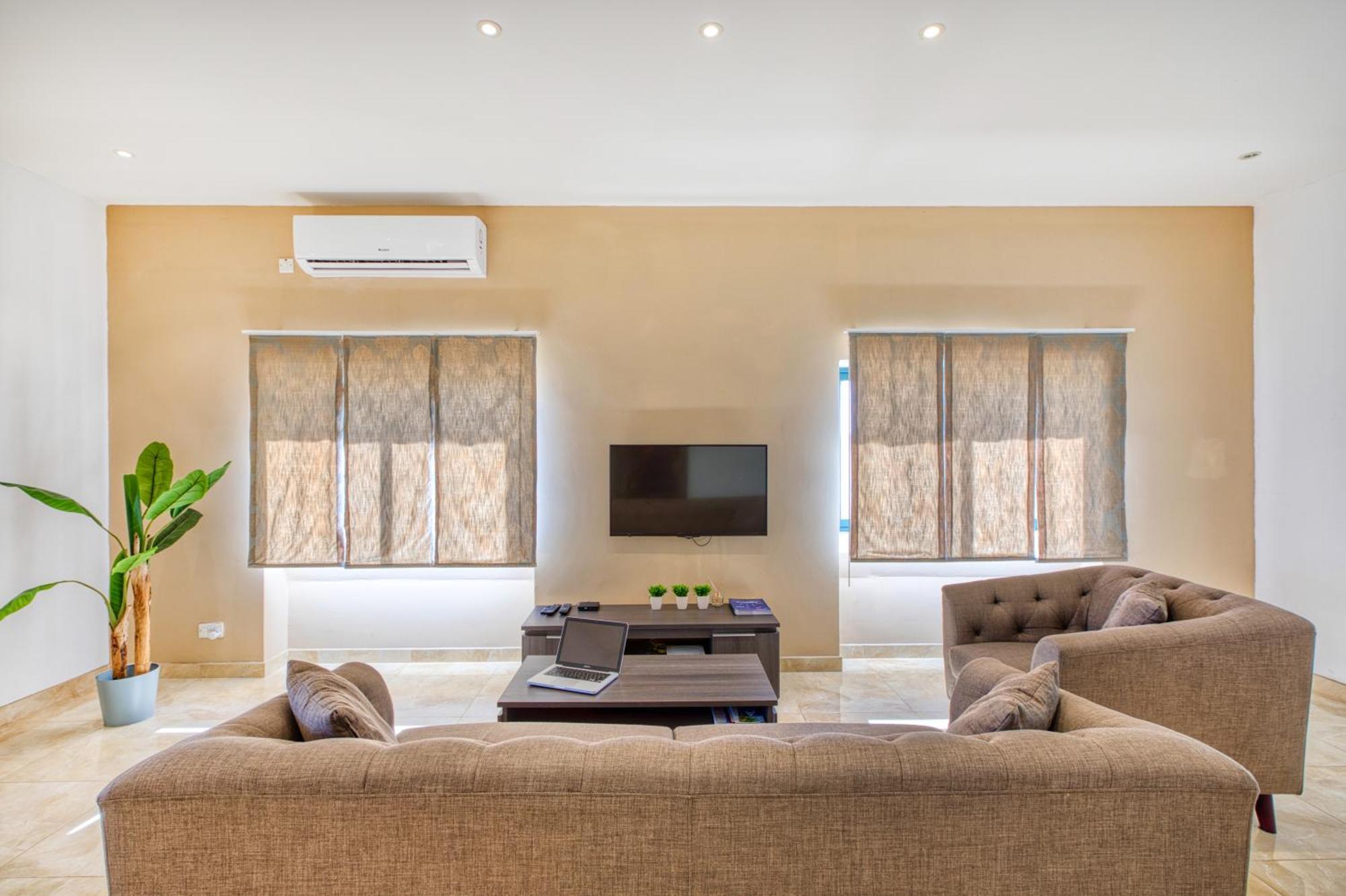 Spacious, Bright, Valley & Sea View Maisonette Xagħra Exteriör bild